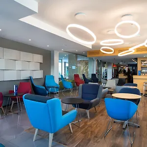 Express Lisbon Airport By Ihg Отель Portela (Loures)